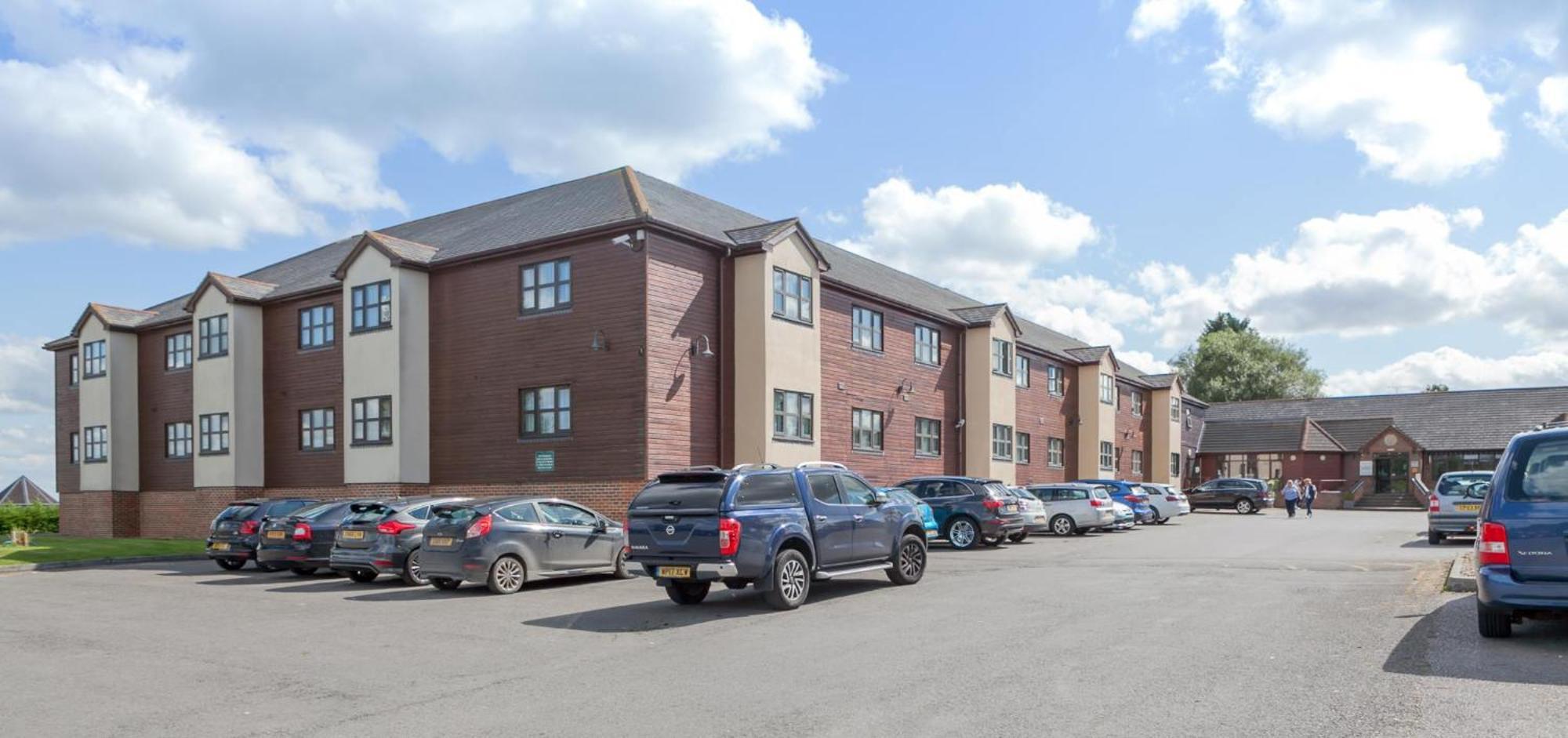 The Wiltshire Hotel, Golf And Leisure Resort Swindon Zewnętrze zdjęcie
