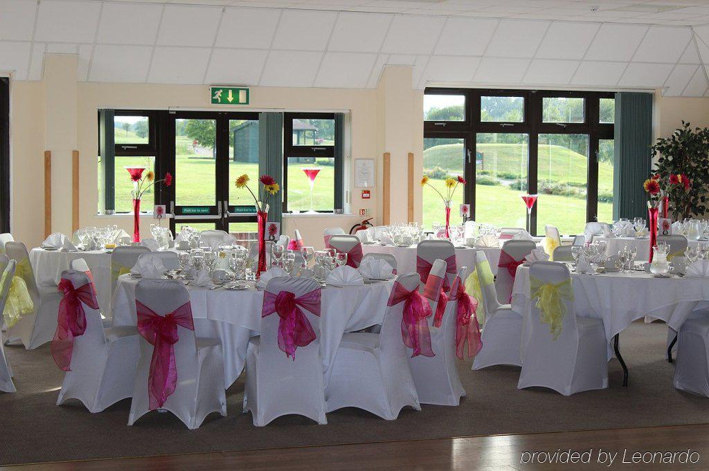 The Wiltshire Hotel, Golf And Leisure Resort Swindon Zewnętrze zdjęcie